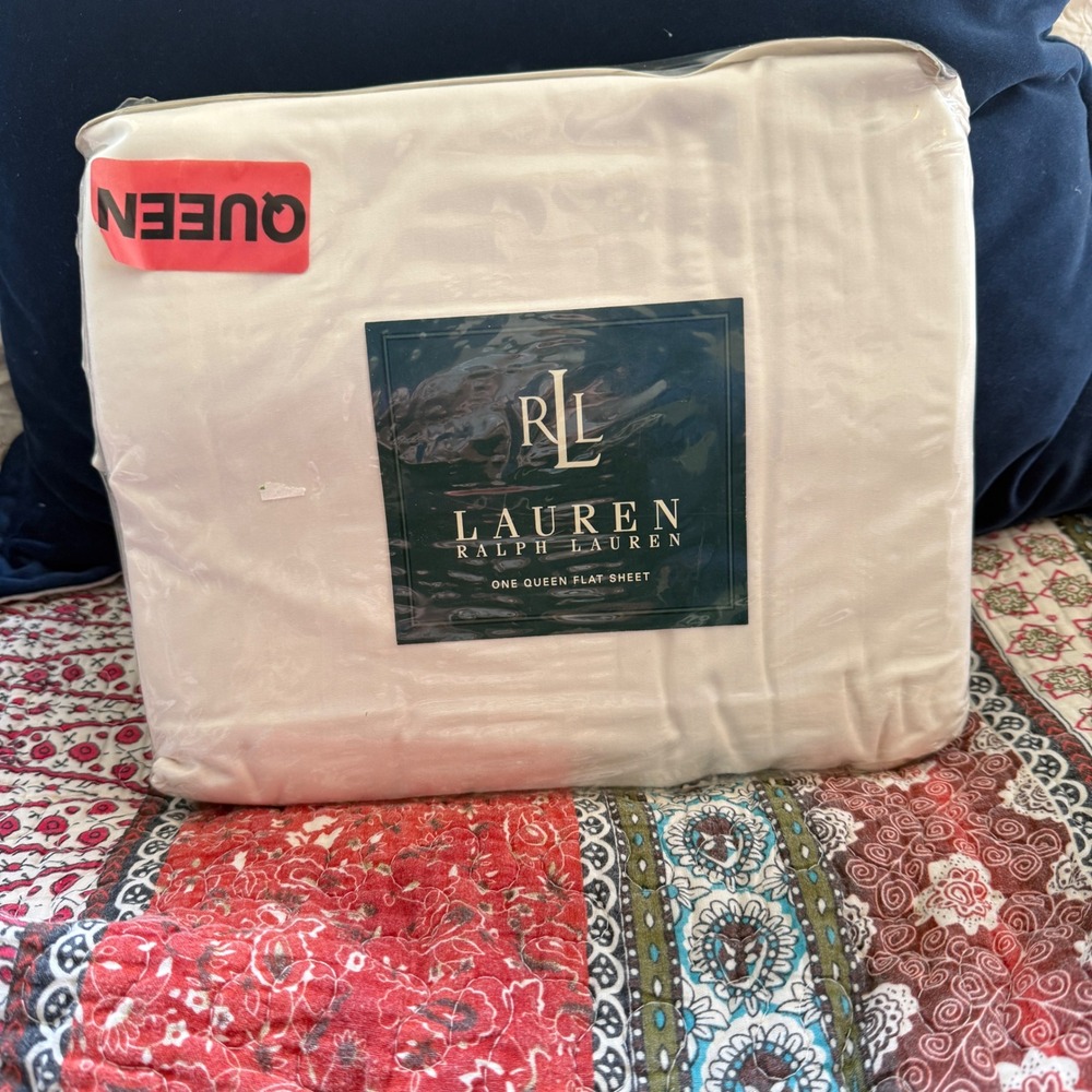 Lauren Ralph Lauren Queen Flat Sheet Parchment 100% Pima Cotton 275 Thread Count